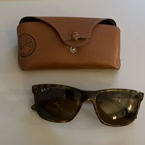 Ray-Ban polarized Tortoise Shell wayfarer Sunglasses